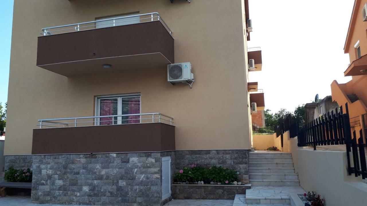 טיווט Apartmani Gaga מראה חיצוני תמונה